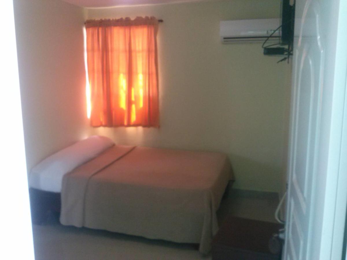 Hotel Cacique Barahona Εξωτερικό φωτογραφία
